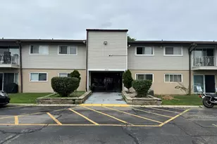 850 E Old Willow Rd, Prospect Heights, IL 60070 - Photo 1