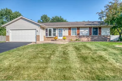 214 N Aspen Drive, Cortland, IL 60112 - Photo 1