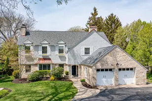 628 S County Line Rd, Hinsdale, IL 60521 - Photo 1