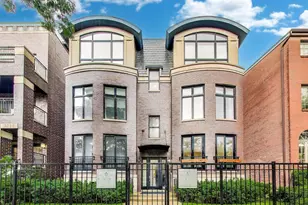 2715 N Southport Ave, Chicago, IL 60614 - Photo 1