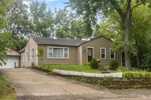 404 Plum St, Lake in the Hills, IL 60156 - Photo 1