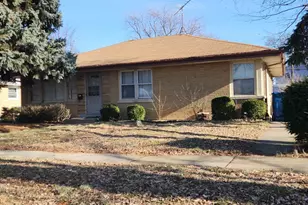 9817 Washington Ave, Oak Lawn, IL 60453 - Photo 1