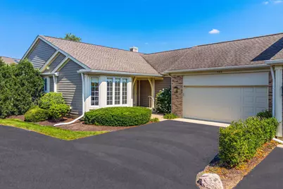 122 Kilchurn Lane, Inverness, IL 60067 - Photo 1