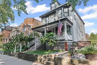 3527 N Bosworth Avenue, Chicago, IL 60657 - Photo 1