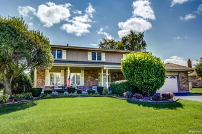 9203 Wheeler Drive, Orland Park, IL 60462 - Photo 1