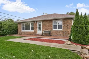12715 S Laporte Ave, Alsip, IL 60803 - Photo 1