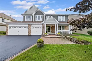 1415 Carmel Ln, Cary, IL 60013 - Photo 1