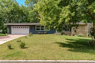 202 N Bridge St, Rockton, IL 61072 - Photo 1