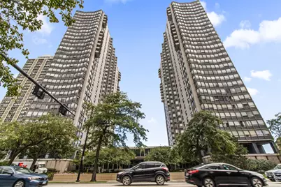 5701 N Sheridan Road #16U, Chicago, IL 60660 - Photo 1
