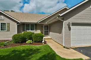 2212 Candlewick Dr SE, Poplar Grove, IL 61065 - Photo 1