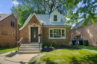 9638 S Francisco Avenue, Evergreen Park, IL 60805 - Photo 1