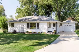 244 Panama Ave, Hampshire, IL 60140 - Photo 1