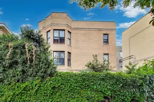 415 S East Ave, Oak Park, IL 60302 - Photo 1