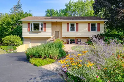 15396 W Clover Lane, Libertyville, IL 60048 - Photo 1