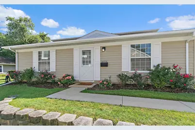 1605 Woodcutter Lane #A, Wheaton, IL 60189 - Photo 1