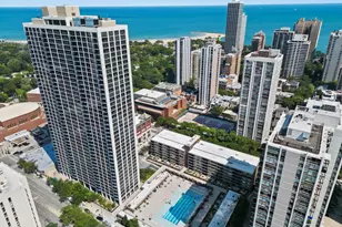 1560 N Sandburg Terrace, Chicago, IL 60610 - Photo 1