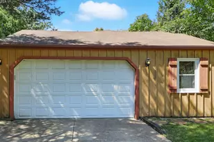 1022 Estes Ave, Lake Forest, IL 60045 - Photo 1