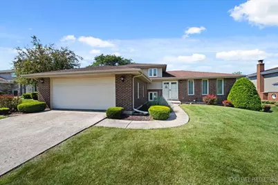 17418 Avon Lane, Tinley Park, IL 60487 - Photo 1