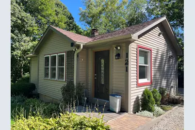 121 Woody Way, Oakwood Hills, IL 60013 - Photo 1