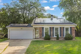 109 Arrowhead Ln, Bolingbrook, IL 60440 - Photo 1