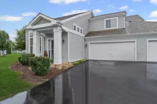 350 Cascade Ln, Oswego, IL 60543 - Photo 1