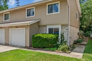 206 Troy Ln, Lombard, IL 60148 - Photo 1