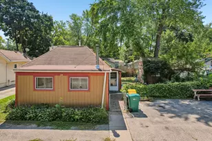 17 Arlington Rd, Fox Lake, IL 60020 - Photo 1