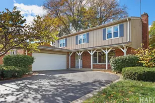 1142 Highland Ln, Glenview, IL 60025 - Photo 1
