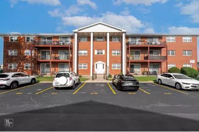 6135 W 94th Street #B1, Oak Lawn, IL 60453 - Photo 1