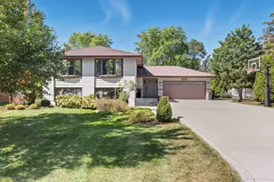 6N464 Neva Terrace, Itasca, IL 60143 - Photo 1