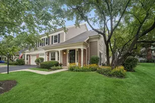 1935 N Charter Point Dr, Arlington Heights, IL 60004 - Photo 1