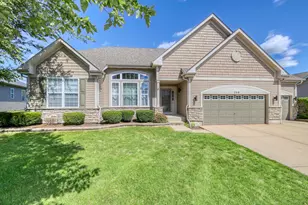 798 Remington Ln, North Aurora, IL 60542 - Photo 1