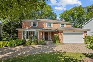 1412 Elizabeth Ln, Glenview, IL 60025 - Photo 1