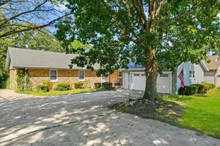 121 Dakota Dr, Loda, IL 60948 - Photo 1