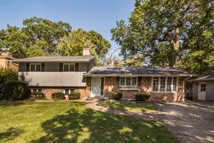 8608 Oakwood Dr, Lakewood, IL 60014 - Photo 1