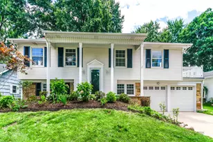 408 Indian Hill Dr, Buffalo Grove, IL 60089 - Photo 1