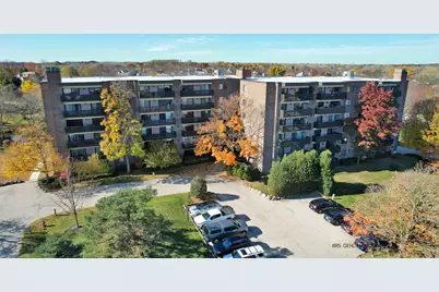 920 Vose Drive #208, Gurnee, IL 60031 - Photo 1