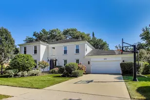 205 Oakmont Dr, Deerfield, IL 60015 - Photo 1