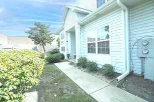 112 S Barton Trail, Batavia, IL 60510 - Photo 1