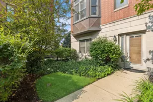 743 W 15th St, Chicago, IL 60607 - Photo 1