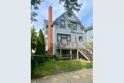 4018 N Sacramento Avenue, Chicago, IL 60618 - Photo 1