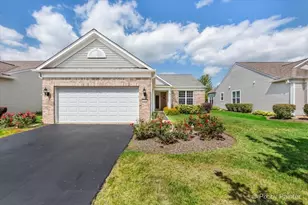 3223 Epstein Cir, Mundelein, IL 60060 - Photo 1