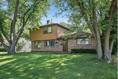 13 Manor Road, Lake Zurich, IL 60047 - Photo 1