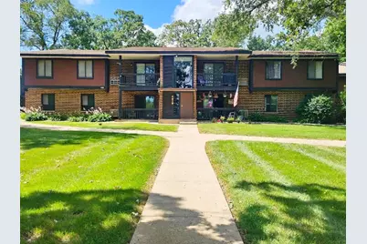 4618 W Northfox Lane #6, McHenry, IL 60050 - Photo 1
