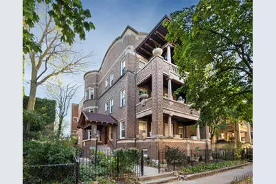 905 W Lakeside Place #2F, Chicago, IL 60640 - Photo 1