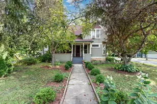 850 W Galena Blvd, Aurora, IL 60506 - Photo 1