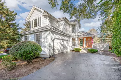 912 Middleton Avenue, Lisle, IL 60532 - Photo 1