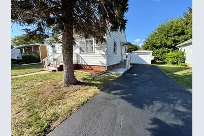 804 E 12th Street, Streator, IL 61364 - Photo 1