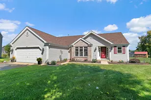 860 Woodland Ct, Marengo, IL 60152 - Photo 1