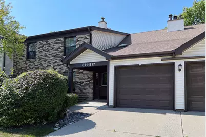 813 Stradford Circle #813, Buffalo Grove, IL 60089 - Photo 1